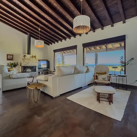 La Carrera, Moderna Con Piscina Privada En Cantabria Villa Mogro