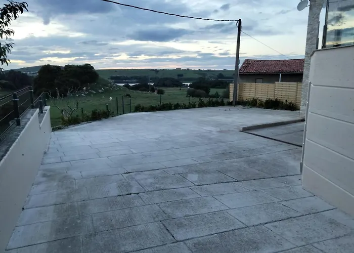 La Carrera, Moderna Con Piscina Privada En Cantabria Villa Mogro