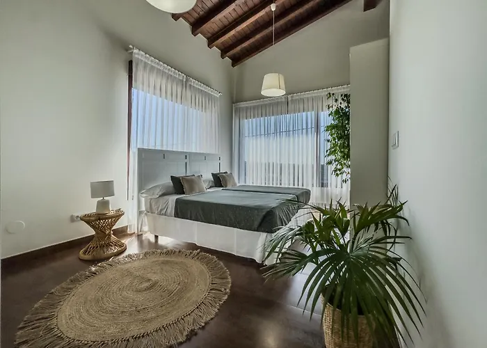 La Carrera, Moderna Con Piscina Privada En Cantabria Villa Mogro