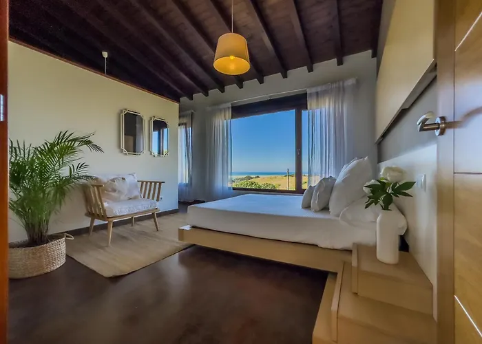 La Carrera, Moderna Con Piscina Privada En Cantabria