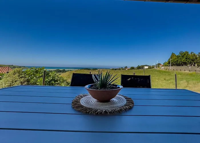 Villa La Carrera, Moderna Con Piscina Privada En Cantabria *