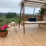 Villa La Carrera, Moderna Con Piscina Privada En Cantabria