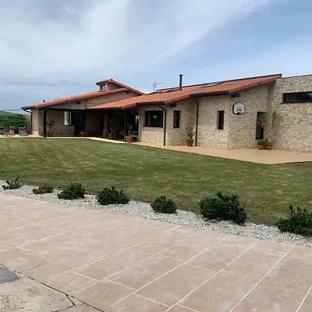 La Carrera, Cantabria Mogro